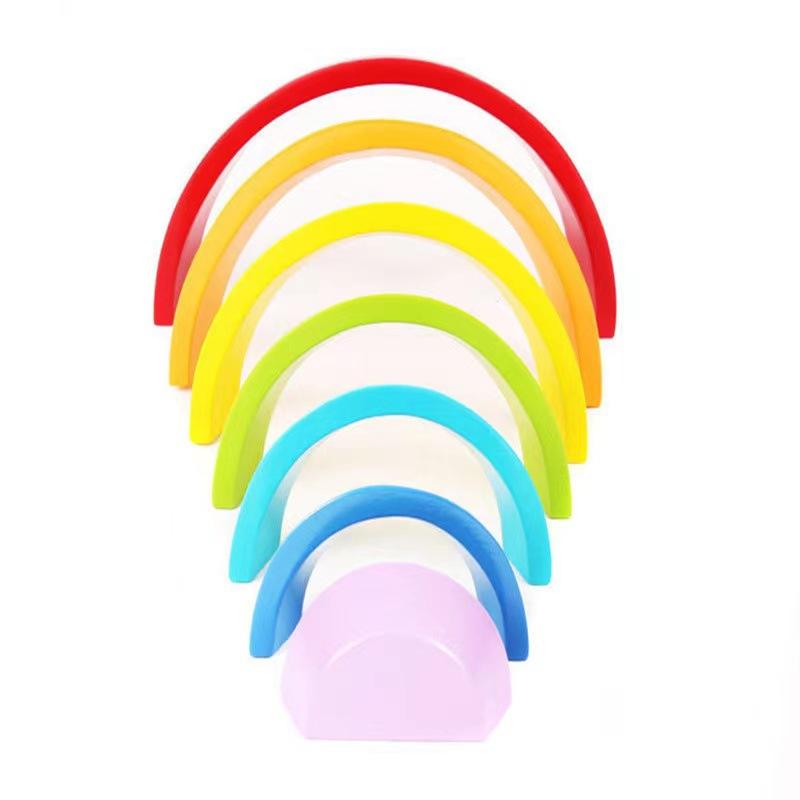 Kinder bunte Regenbogenbogenbrücke halbkreisförmige Bausteine bauen Jenga Regenbogenmännchen Ornamente Früherziehung Holzspielzeug