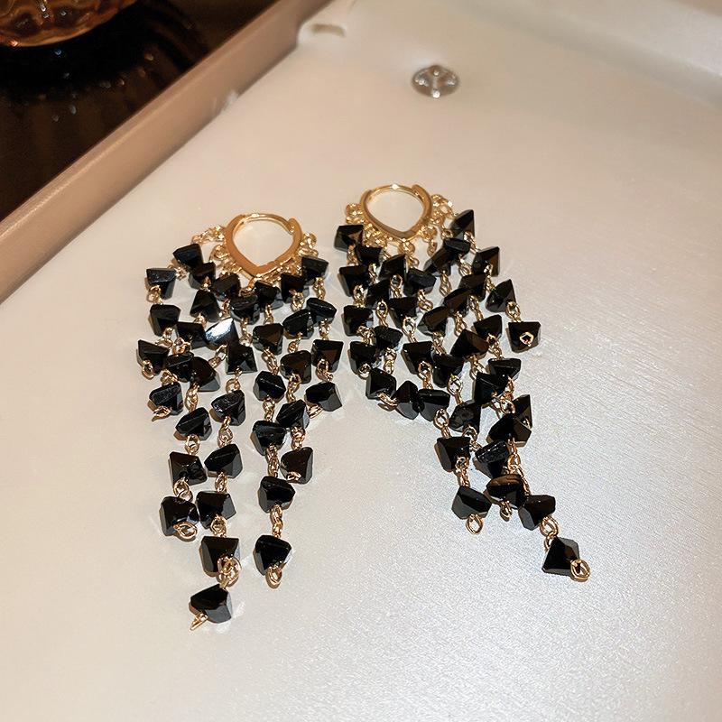 Vintage Silver Black Tassel Geometric Round Stud Earrings for Women - Elegant High-End Design