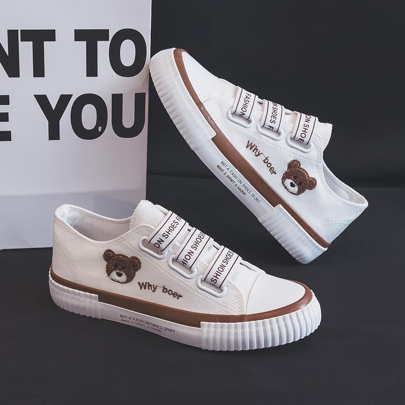 Elastic band bear canvas shoes women's versatile lazy one-pedal board shoes low-top casual shoes