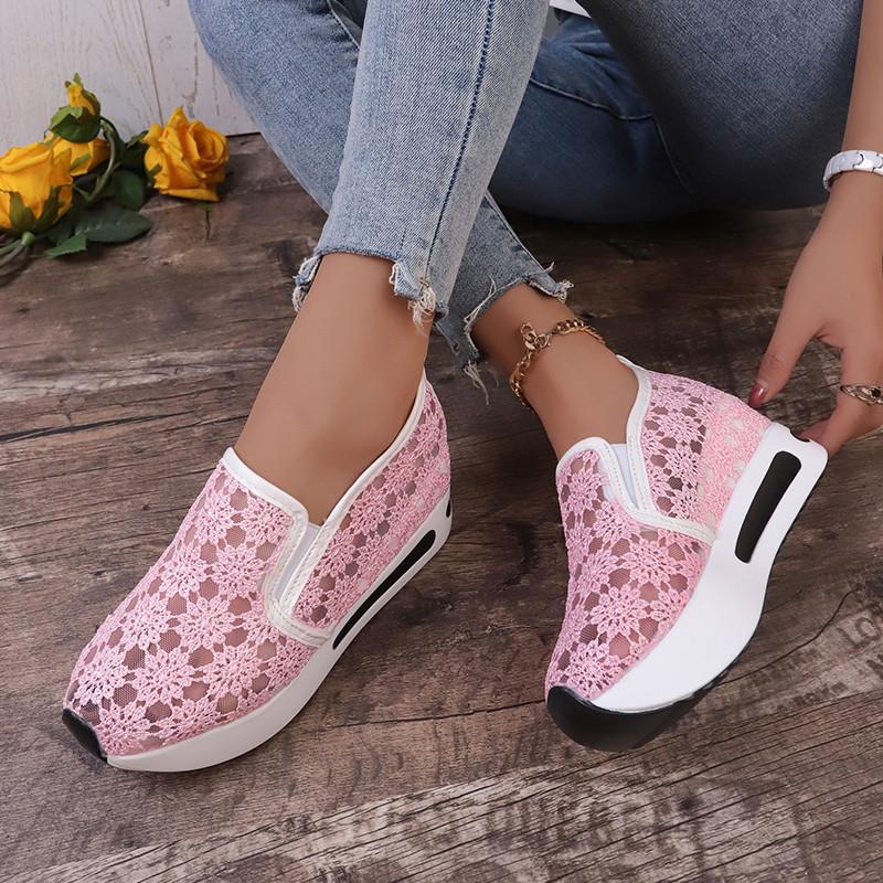 Women's Floral Embroidery Mesh Slip-On Sneakers Casual Comfy Heeled Shoes