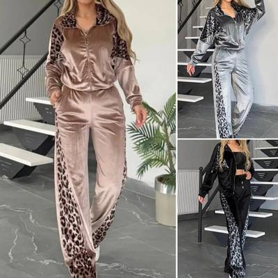 Women's Velvet Tracksuits Leopard Print Two-Piece Lounge Outfit Zip Up Sweatshirt And Sweatpants with Pockets