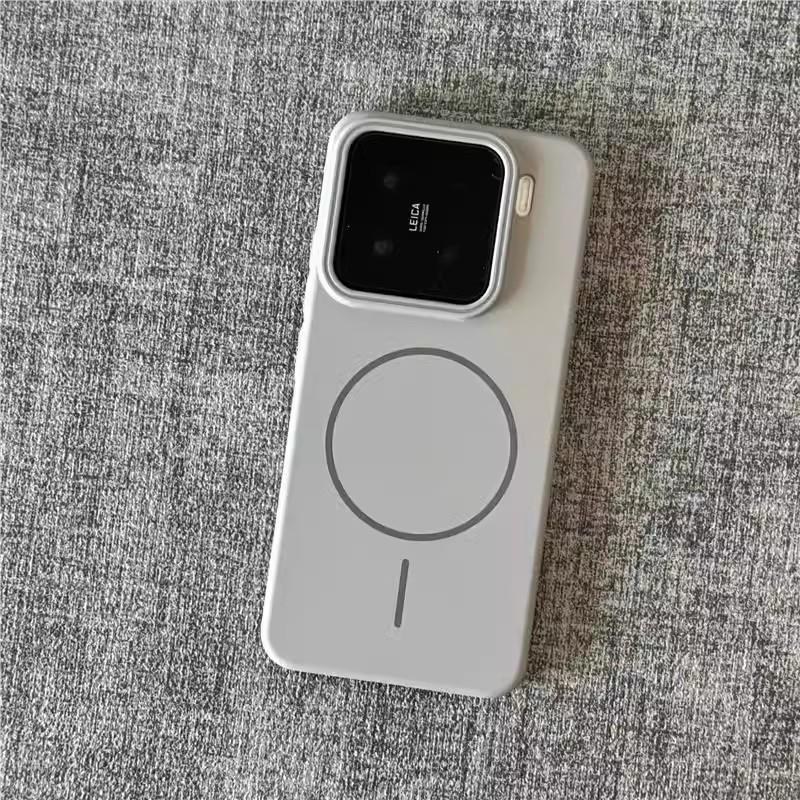 

Soft skin and fine ring magnetic attraction is suitable for Xiaomi 15Ultra mobile phone case, ultra-thin Redmi K80 matte PC anti-drop cover. Xiaomi 15