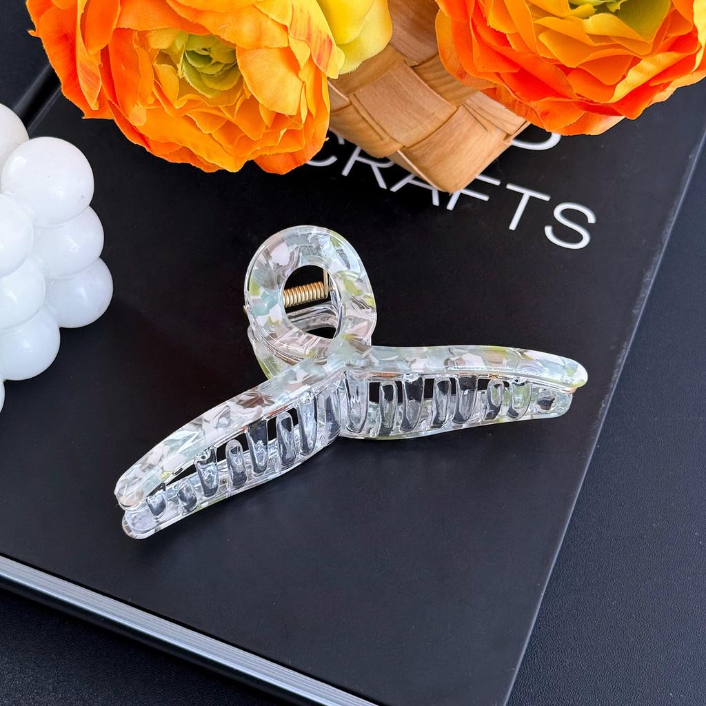 Stylish Acrylic Hair Clip For Fashionable Updos And Versatile Ponytails In Floral Patterns