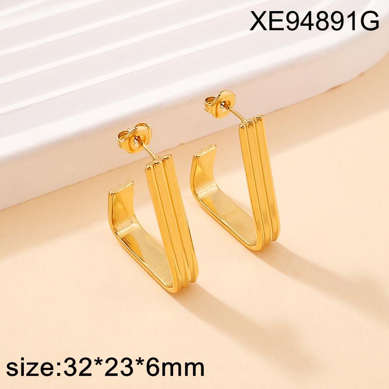 European Geometric Titanium Steel Gold-Plated Earrings: Simple, Versatile, Fashionable Ear Studs