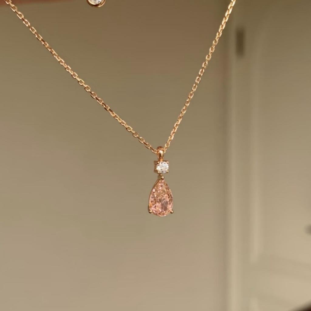 2026 Pink Diamond Water Drop Necklace Flash Pendant Niche Premium Very Fine Sweater Chain