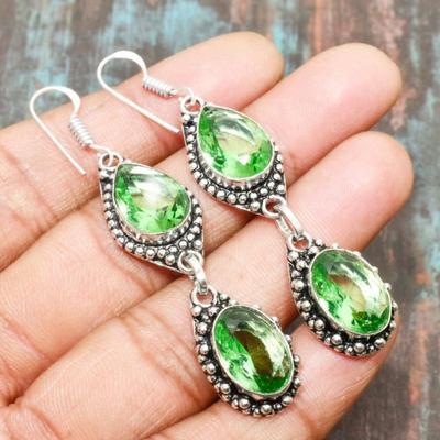 Wunderschöner Tsavorit-Edelstein, handgefertigter Ohrringschmuck aus 925er Sterlingsilber