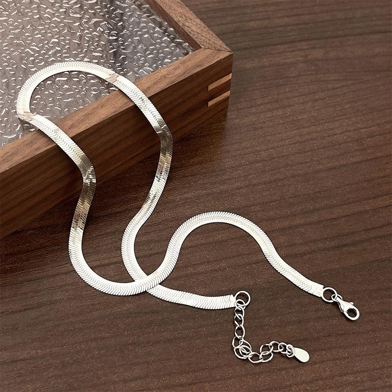 

Ожерелье из стерлингового серебра 925 пробы в корейском стиле «Змеиная кость» – Простое и универсальное ретро чокер для женщин 925 Silver