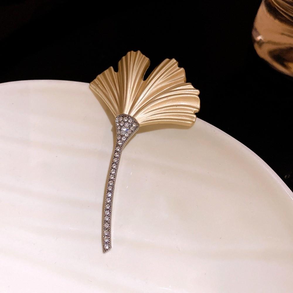 Chest Flower Long Leaf Pin Flower/Bow/Cherry/Starfish Metal Brooch  Men/Women Suit