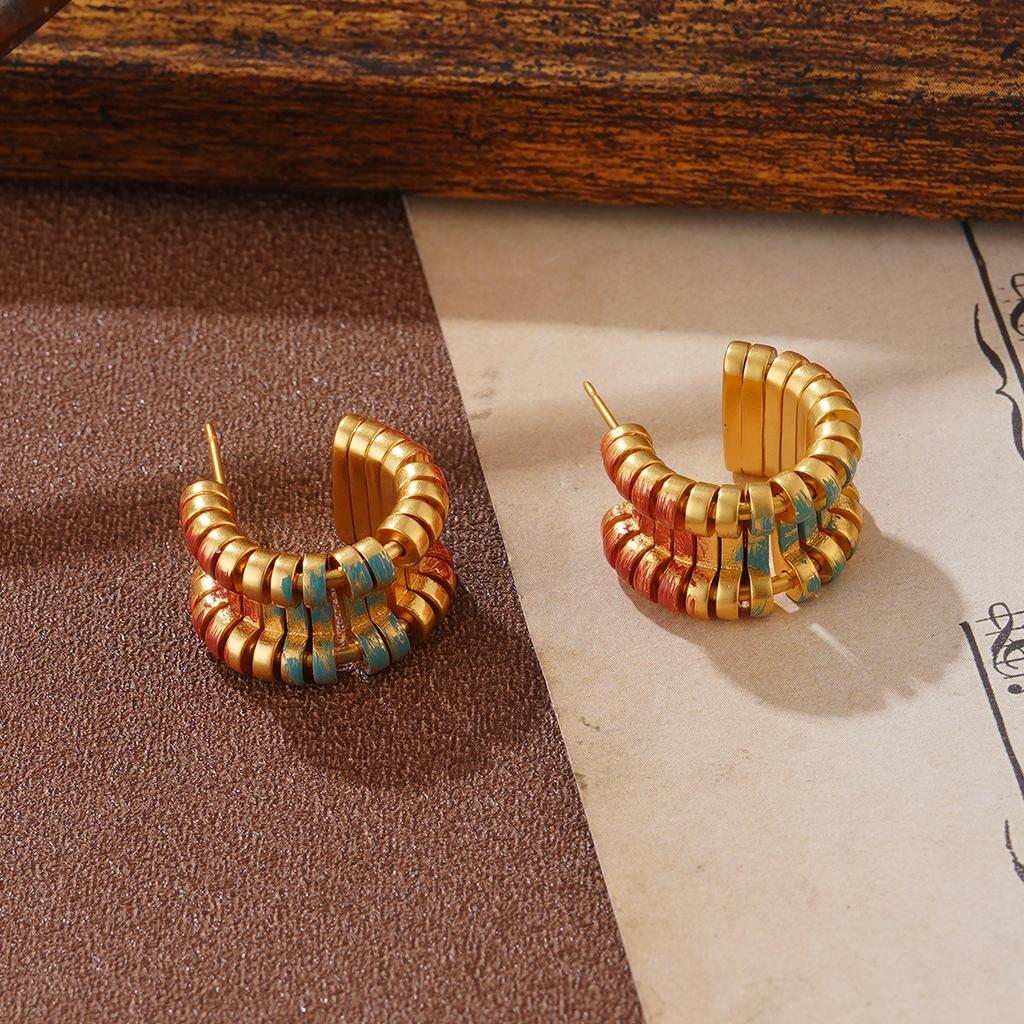 French hand-painted three-dimensional flower painted stud earrings, love high-end sense versatile ins hot-selling court style earrings