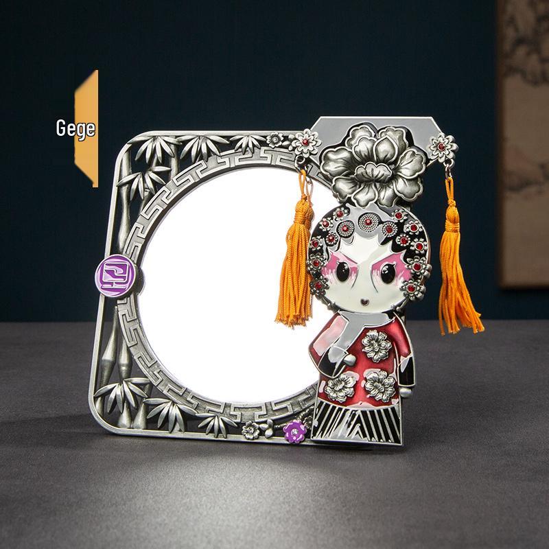 Retro Chinese Peking Opera Character Face Paint Metal Pocket Mirror – Handheld & Desktop Dual-use.