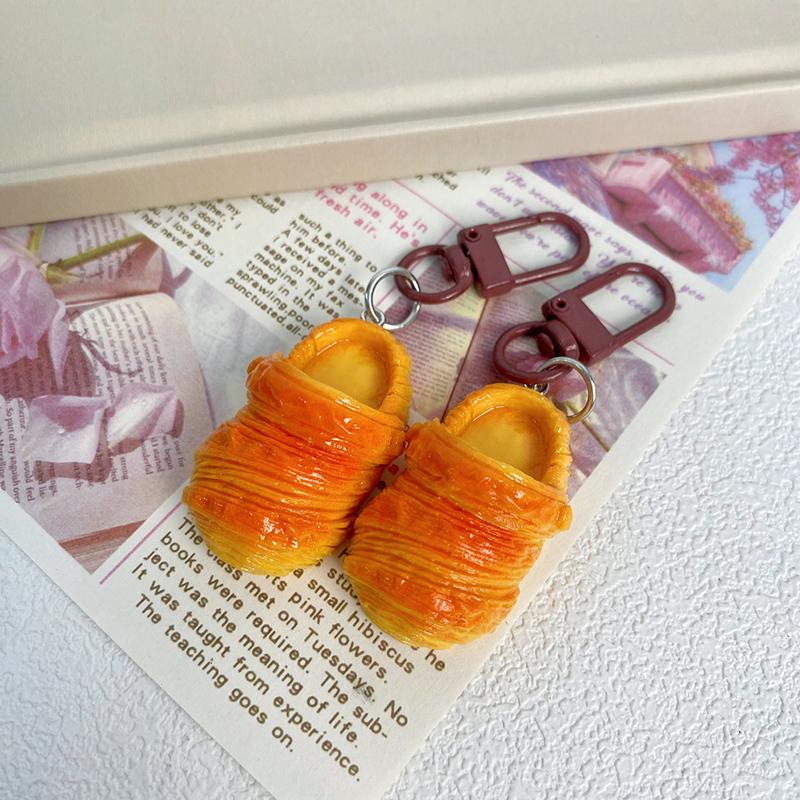 

1 пара мини-брелок в виде дырочки для хлеба, милые забавные тапочки-симуляции, брелок для ключей, креативный рюкзак, украшения, аксессуары, подарки