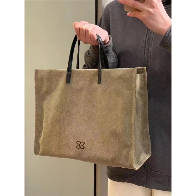 

Women s bag Lightweight tote bag Women s 2025 new shoulder messenger bag Versatile large-capacity commuter handbag зеленого кольору хакі