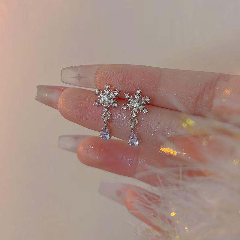 Luxury Zircon Snowflake Earrings for Women Full Rhinestone  Girls Party Jewelry Gift