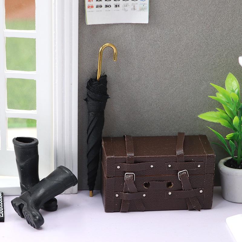 1:12 Dollhouse Retro Brown Leather-Look Wooden Luggage Accessory