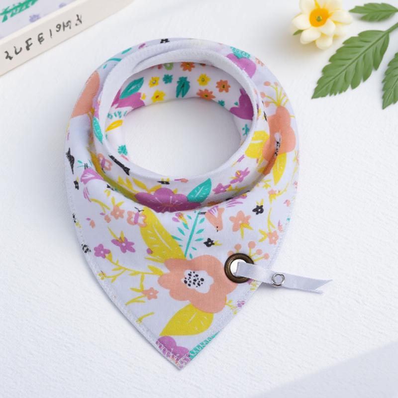 

Baby Saliva Towel with Hole Pacifier Chain Waterproof Anti Dirty Double Bib Pocket Triangle Design
