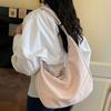 Fashion Casual PU Leather Shoulder Bag Large Capacity Zipper Commuting Bag Underarm Bags