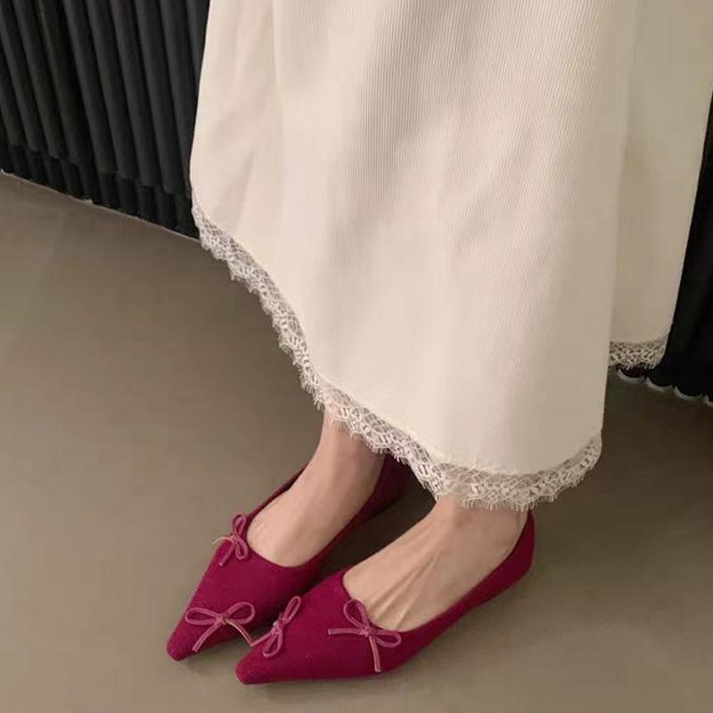 Женская обувь на плоской подошве с острым носком — фото 2