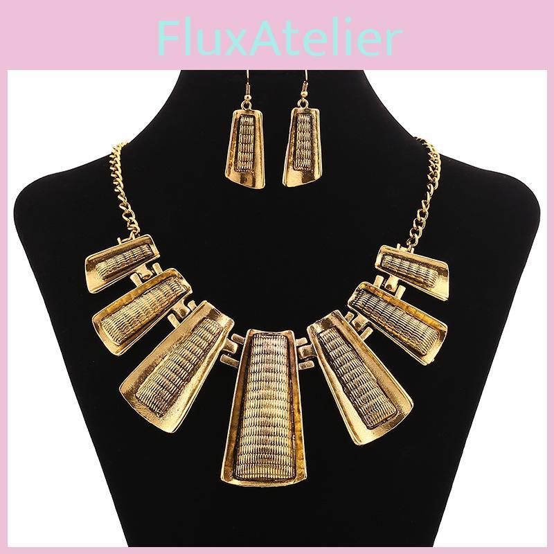 Geometric Exaggerated Fashionable Trapezoid Short Gold Necklace Earrings And
