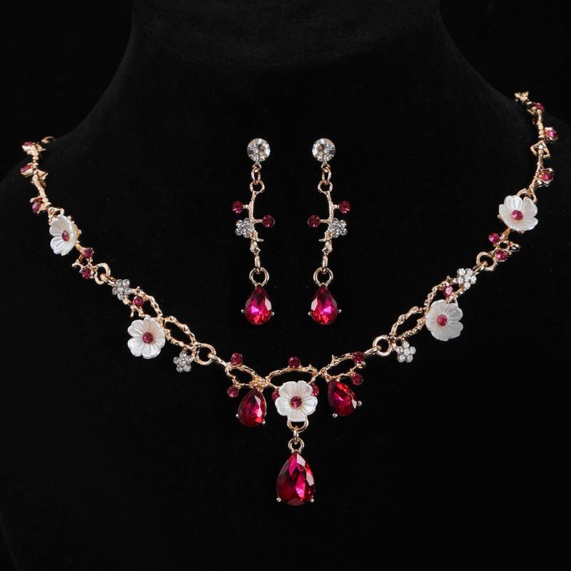 Elegant Crystal Rhinestone Bridal Jewelry Set: Alloy Flower Necklace & Earrings