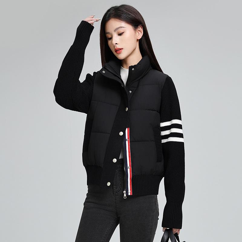 

Новая ветрозащитная легкая утолщенная теплая куртка в стиле кэжуал для спорта с высоким воротником-стойкой и свободными вязаными рукавами из высококачественной ткани M 80-110j чёрный