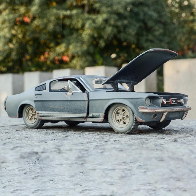 Maisto 1:24 Ford Mustang GT 1967 Alloy Car Diecasts & Toy Vehicles Car Model Miniature Scale Model Car For Children