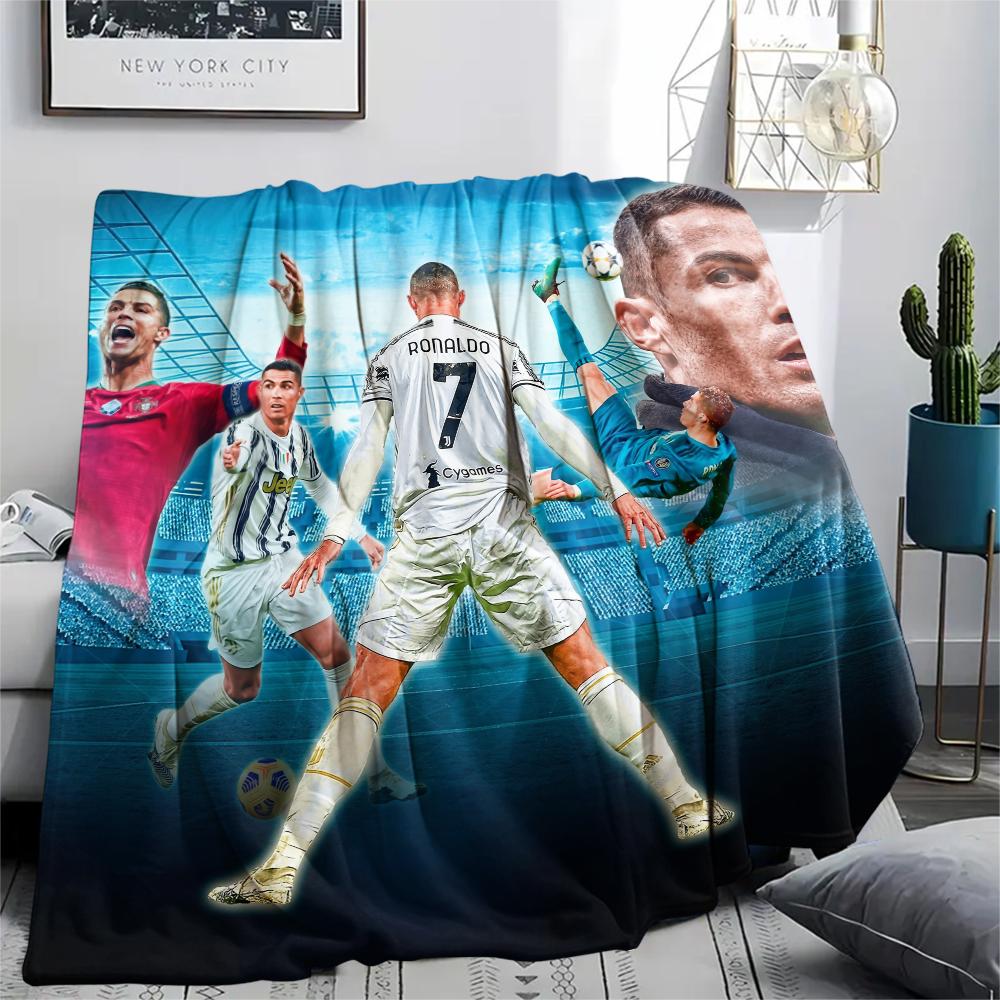 

Football Ronaldo,pattern Flannel Blanket, High quality Comfortable for All Seasons, Home Decor, Warmth and Comfort, Perfect for Gifts. 150cm x 200cm