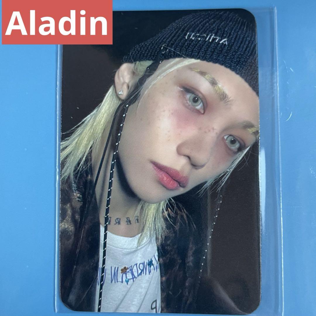 

[USED] Felix StrayKids Karma Aladdin Bonus Trading Card Lucky Doro