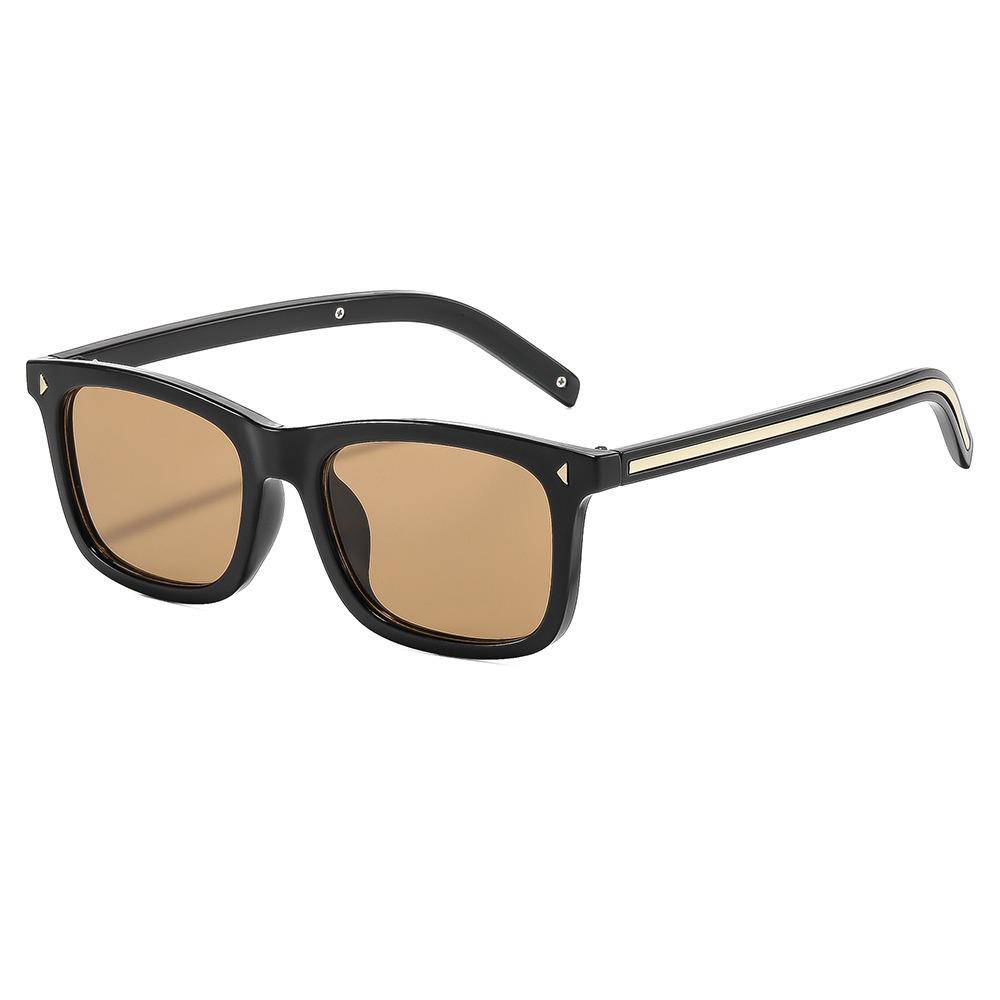 2026 Retro Square Frame Rice Nail Sunglasses: Stylish Outdoor Street-Style Face-Slimming Sun Protection Glasses
