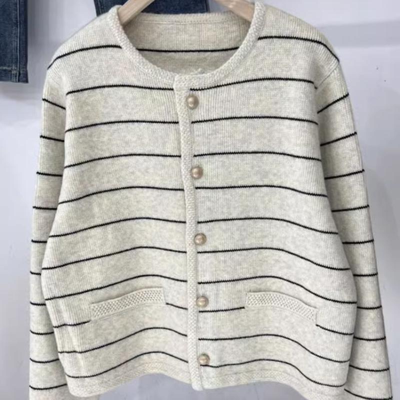 French Striped Knitted Cardigan Women's Winter Loose Outer Wear Round Neck Vintage Sweater Coat