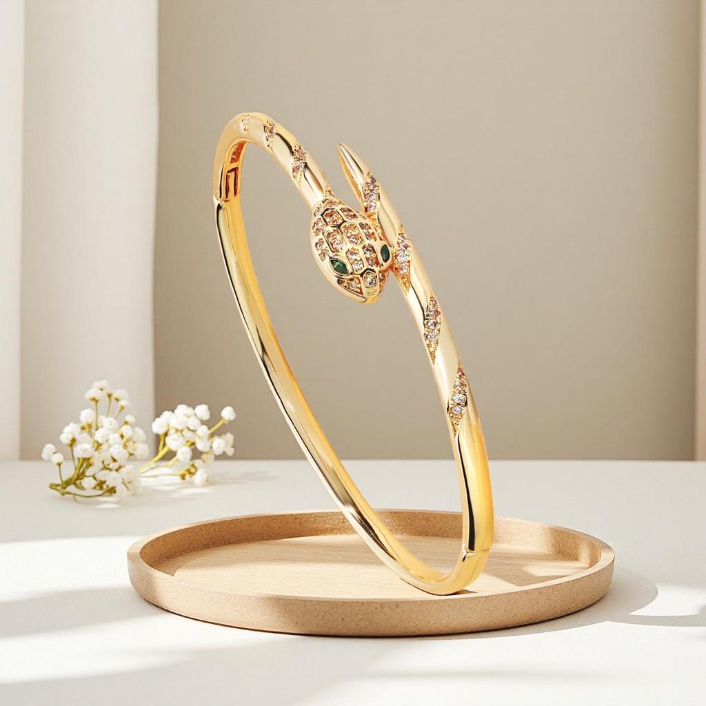 European Luxe Snake-Shaped Zircon Bracelet - Trendy, High-End Design Hand Jewelry