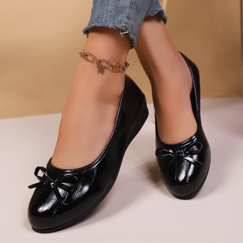 2025 NEW  Women's Flat Shoes Anti-slip and Fashionable Bow-decorated Ballet Flat Shoes Elegant Women's Single Shoes