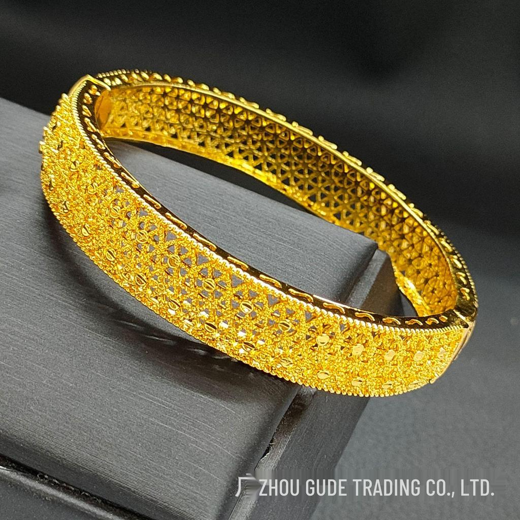 Bracelet de mariée Bollywood plaqué or 24 carats: Bijoux de mariée pour femmes