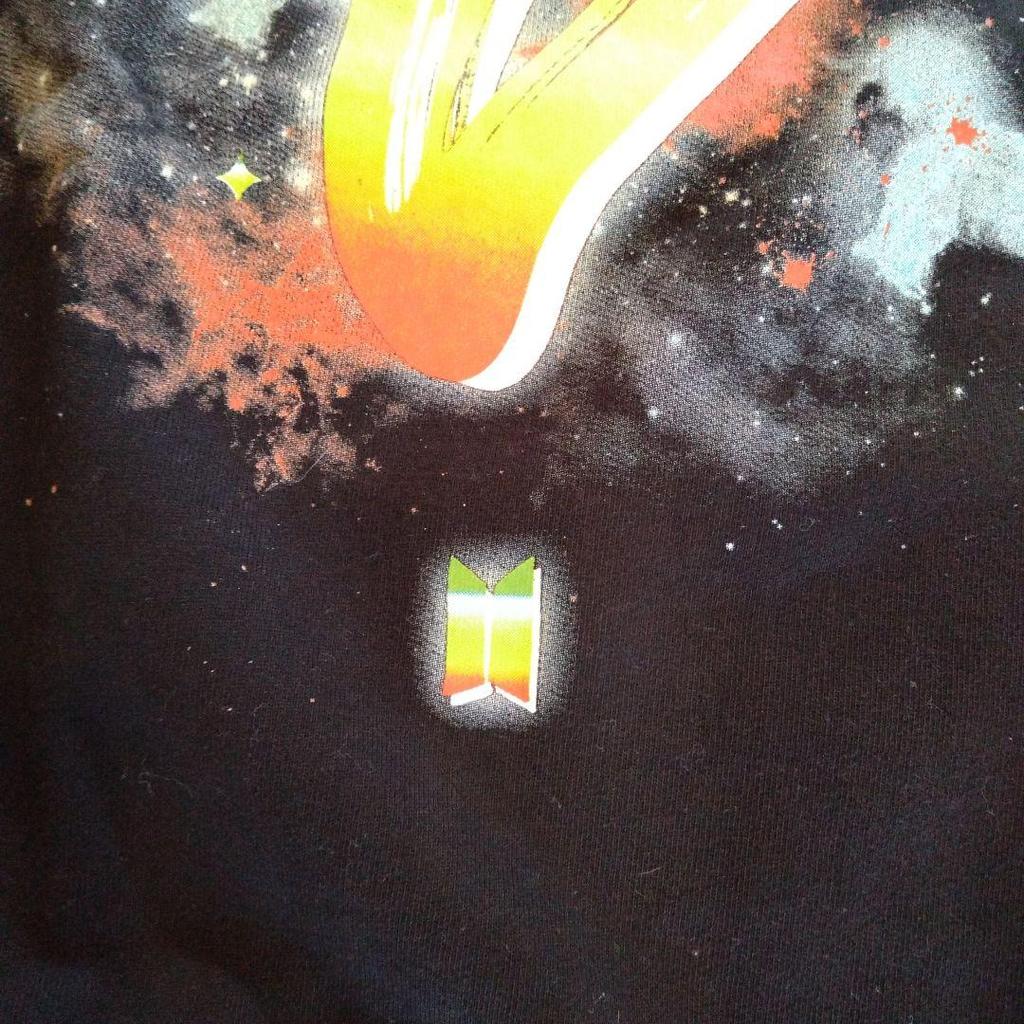 [USED] BTS V Sweatshirt