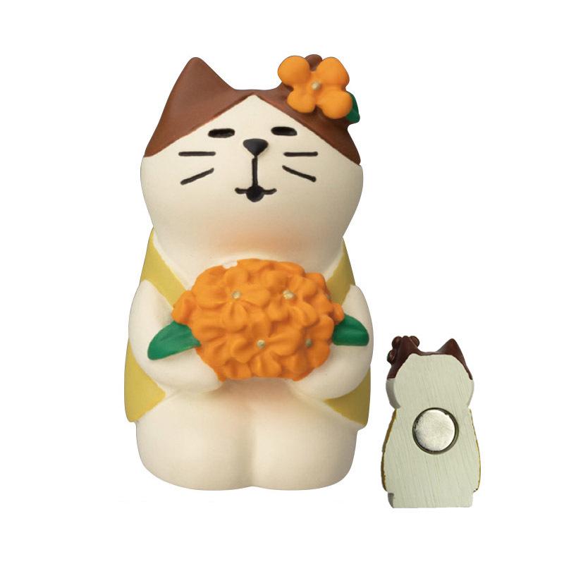 Japanese Cat Magnet: Cute Resin Sticker & Message Clip Toy for Refrigerator Decor