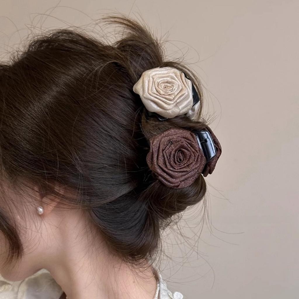 Internet-Berühmtheit caro gleiche getrocknete Rose Blume Greifklemme 2025 Hinterkopf Haarnadel Haifischklemme