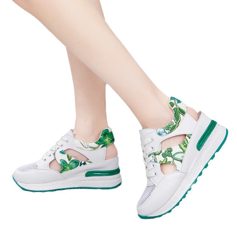 Summer New Breathable and Fashionable Thick Bottom Slope Heel Sandals for Women's Casual Students Sports Strap Sandals