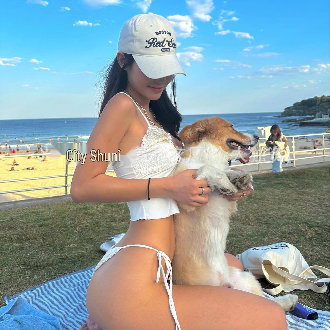 

Эксклюзивный купальник в стиле блогера: Шикарный, полностью закрытый купальник бикини для маленькой груди - Идеально подходит для горячих источников. Small белый