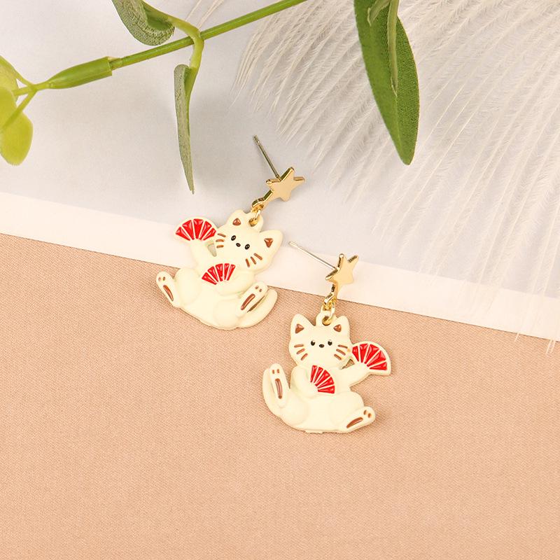 

Lucky Cat Red Earrings - S925 Silver Needle, Cute Mori Style, No Piercing Required