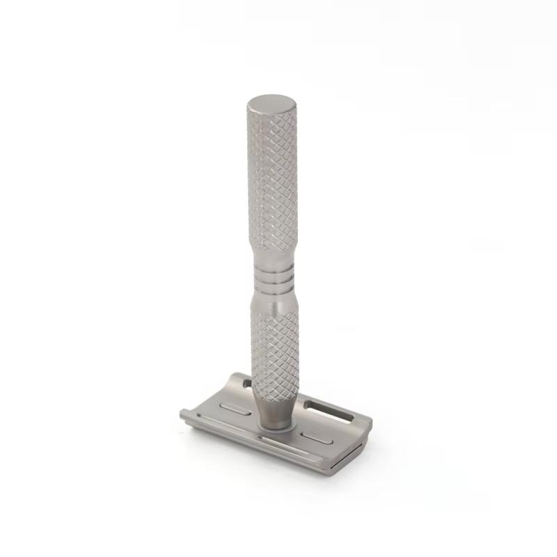 YAQI Ghost Cross Grain Pattern Titanium Light Weight Safety Razor 0.70mm Blade Gap Provide Precise Comfortable Razor For Mens