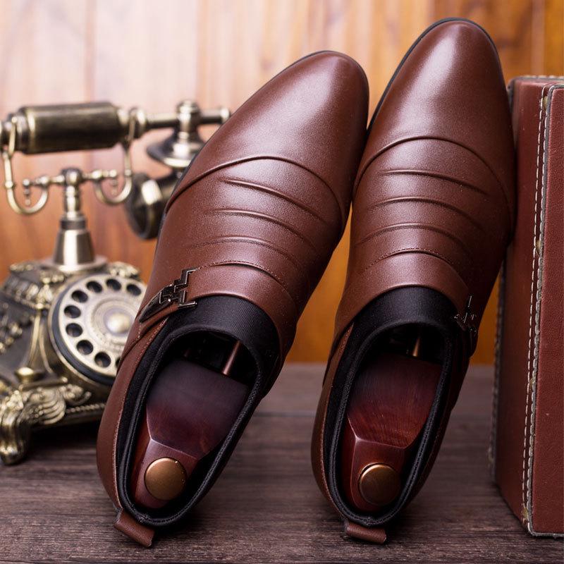 Italské Britské Pánské boty z pravé kůže Kožené Špičaté Pánské společenské boty Obchodní Svatba Oxfords Formalní boty Pro muže