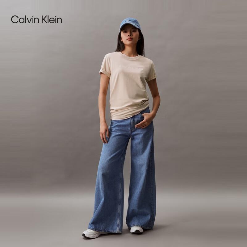 Calvin Klein Jeans Women s Classic CK Logo T-Shirt S