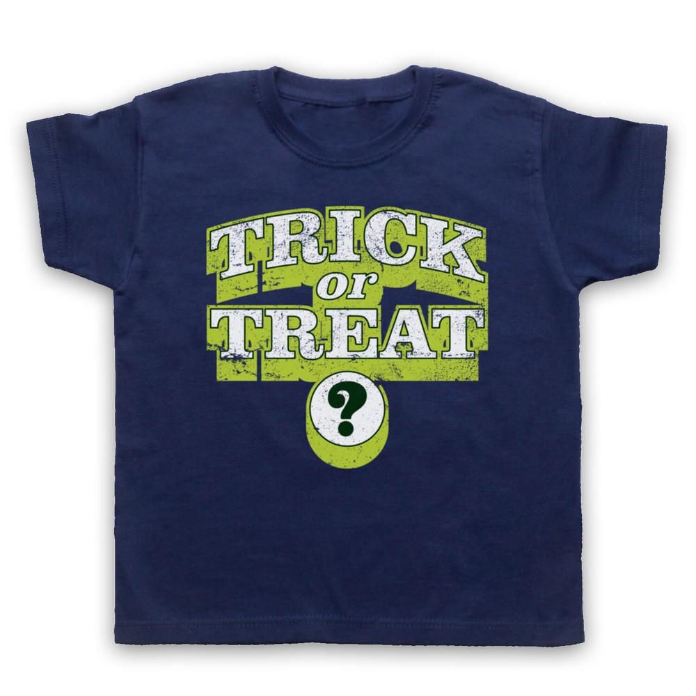Trick Or Treat Halloween Slogan Cool Retro Sweets Kids Childs T-Shirt