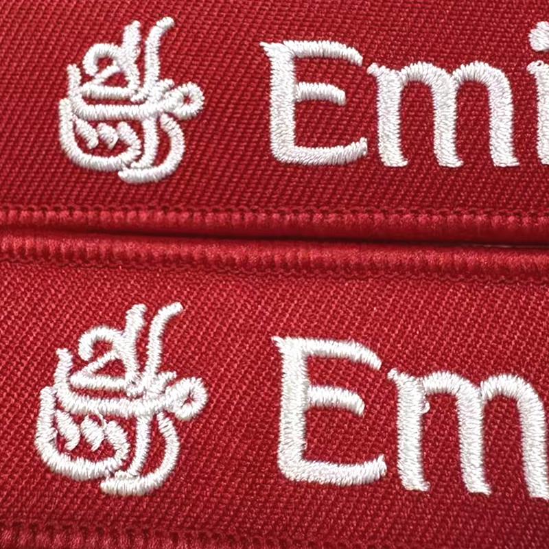 Portachiavi Pendente Ricamato Double-Sided Emirates Airline - Regalo Personalizzato per Attività di Volo