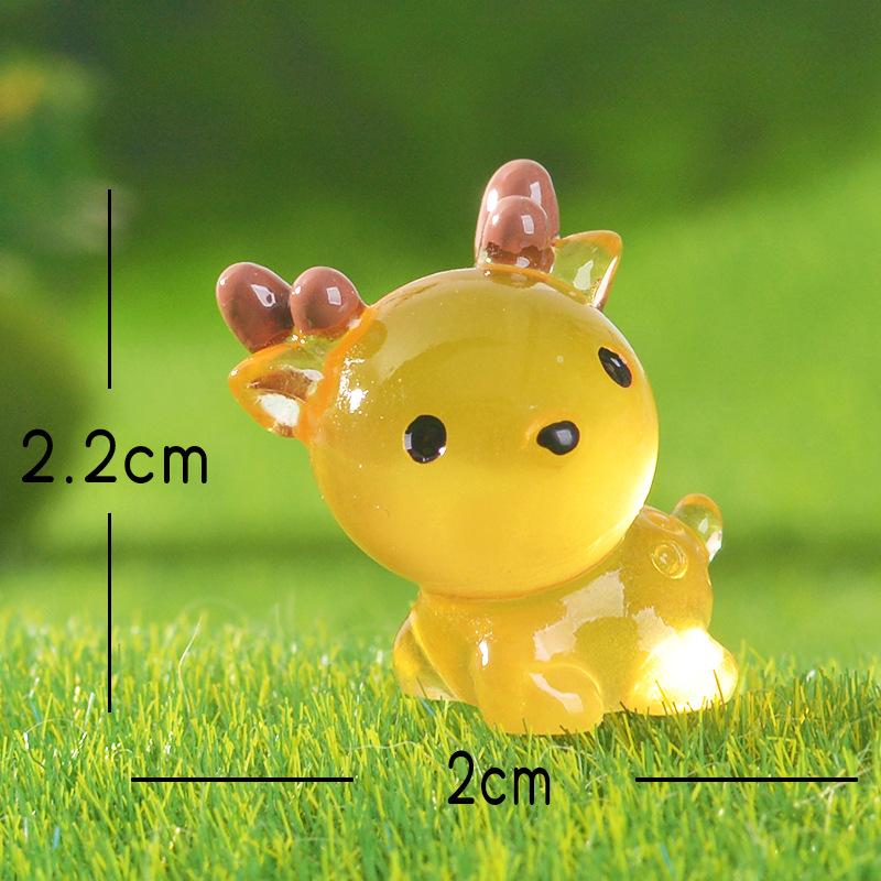Micro-landscape Creative Simulation, Cute and Adorable Animal, Sika Deer, Garden Office, Home Desktop Decorations