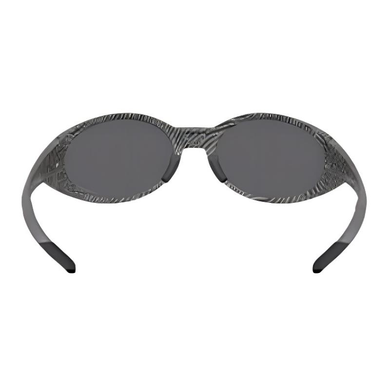 Oakley Striped Print Decorative Design Injection Molded Irregular Sunglasses Unisex Couple Black