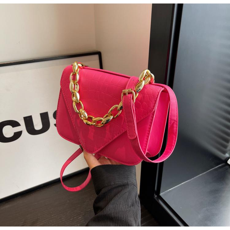 Women's temperament chain solid color 2025 autumn and winter new casual portable shoulder messenger small square bag