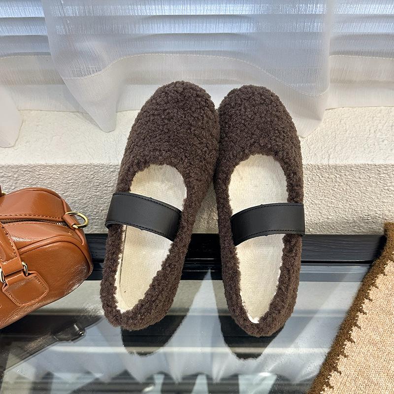 

French flat-soled fluffy shoes for women s outer wear 2025 new autumn and winter Mary Jane velvet beanie shoes cotton shoes warm single shoes 35