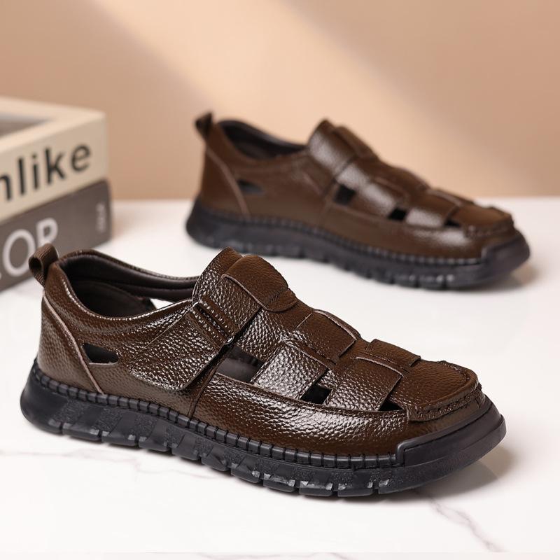 Men's sandals bag head middle-aged and elderly shoes casual style summer breathable leather shoes Wenzhou shoes 2025