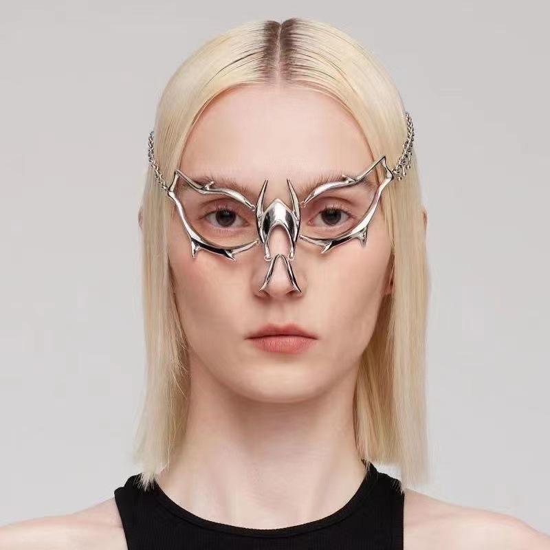 Cyberpunk Metallmaske – Futuristischer verstellbarer Gesichtsschmuck, Unisex Mechanische Gothic Lippen-/Ohrringe