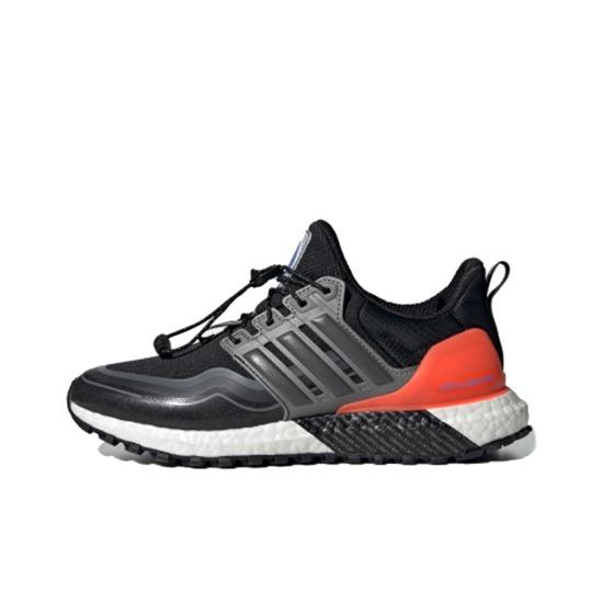 

adidas Wmns UltraBoost Cold.RDY DNA Space Race H05256 EU 36 чорний/темно-сірий колір